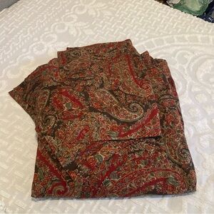 POTTERY BARN Duvet Cover and Shams Paisley Burgandy